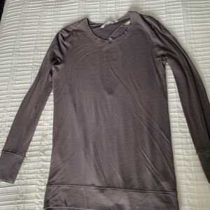 Athleta Heathered Gray Long Sleeve Top